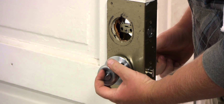 Home Lock Change in Commerce